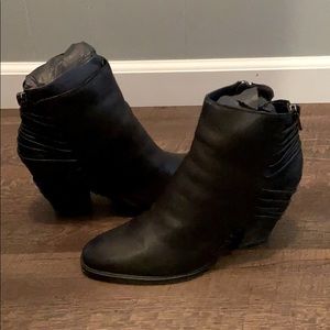 Dolce Vita black leather boots